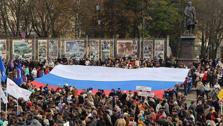 В Брянске отпразднуют День народного единства и вспомнят революцию