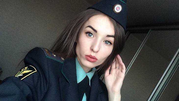 В ДТП под Брасовом погибли 23-летние сестры – пристав и врач