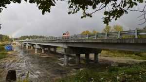 Брянские строители отремонтировали половину моста через Десну 