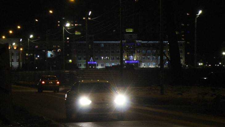 Суд велел осветить дорогу к «Мичуринскому» микрорайону Брянска