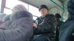 Брянским кондукторам троллейбусов велели заботиться о пассажирах