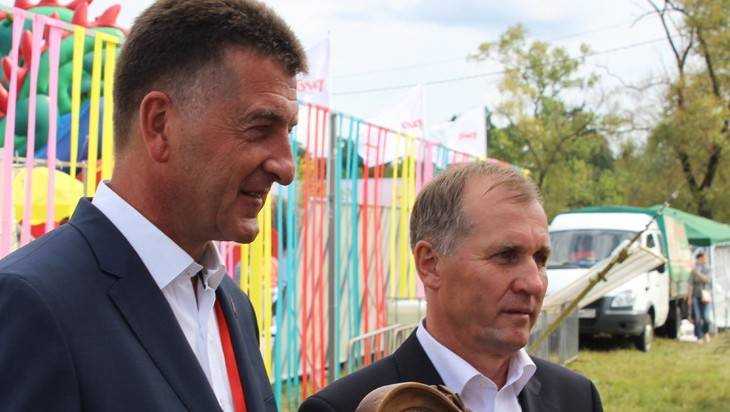 Брянские депутаты объявили, как будут уходить Макаров и Хлиманков