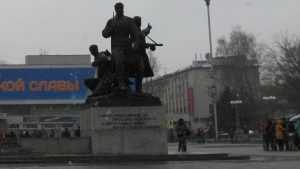 В Брянске из-за оставленного рюкзака перекрыли площадь Партизан