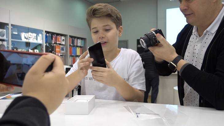 Брянские шутники стали предлагать iPhone X за 130 тысяч рублей