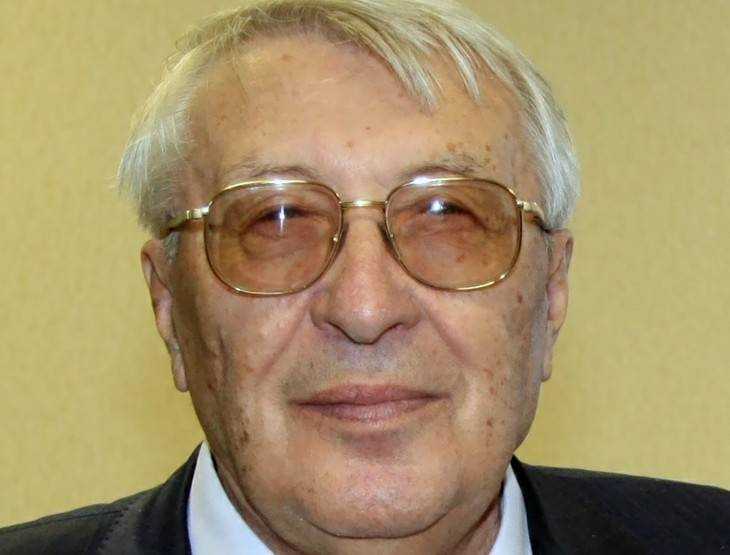 Скончался бывший ректор Брянского пединститута Борис Леванов