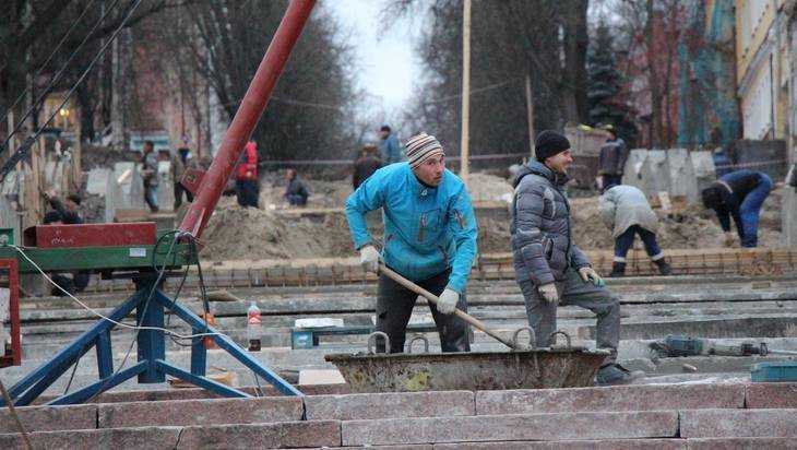 В Брянске новая лестница на бульваре Гагарина прослужит 300 лет