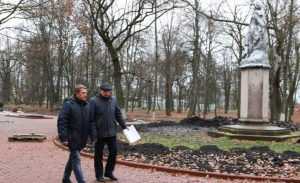 В Брянске подрядчика оштрафуют за срыв срока ремонта Пушкинского парка