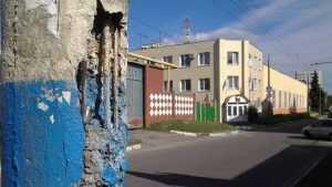 В Брянске на остановке «Улица Тютчева» может рухнуть столб