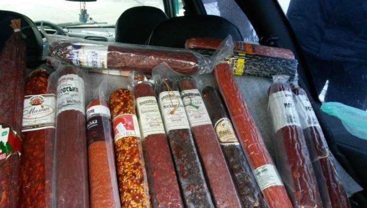 На Брянщине полиция изъяла у торговцев 10 тонн запрещённых продуктов