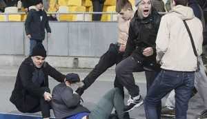 Дракой буйных родителей закончился хоккейный матч детей в Брянске