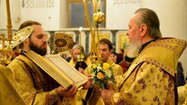 В канун дня памяти Николая Чудотворца брянский митрополит совершил всенощное бдение