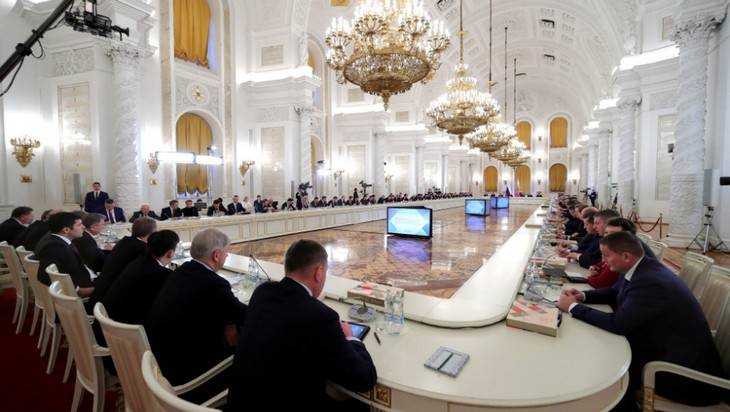 Брянский губернатор принял участие в работе Госсовета в Кремле