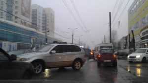 Брянск парализовали огромные пробки на Красноармейской и Костычева