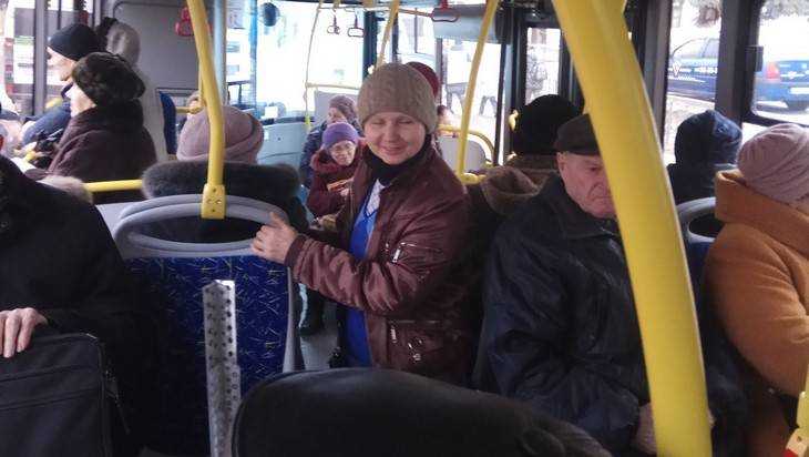 Брянцев поразил вежливый и общительный кондуктор автобуса №27