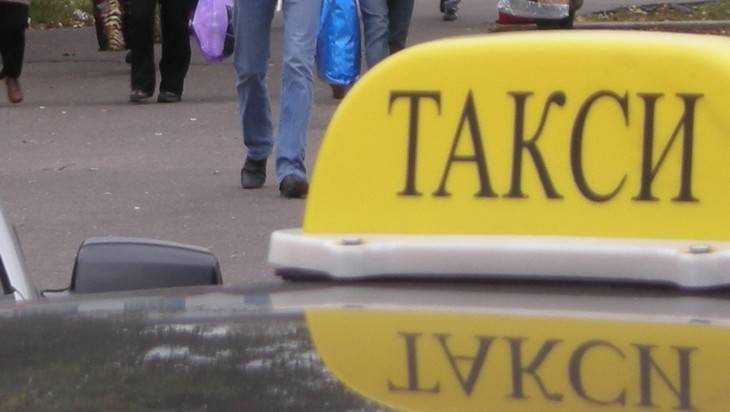 Брянские таксисты удивили относительно дешевыми ценами на Новый год