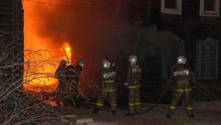 В Унече ночью случился пожар в общежитии – эвакуировали 47 человек