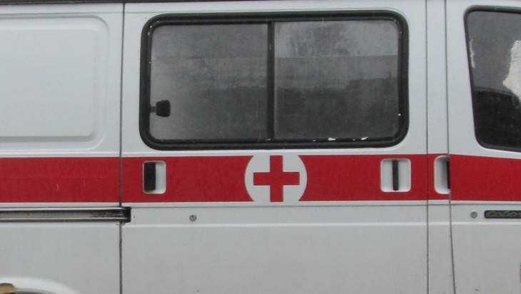 В Почепе 26-летняя дама решительно разбила две машины