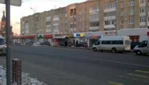 В Брянске 76-летняя женщина упала в автобусе №27 и поранила грудь