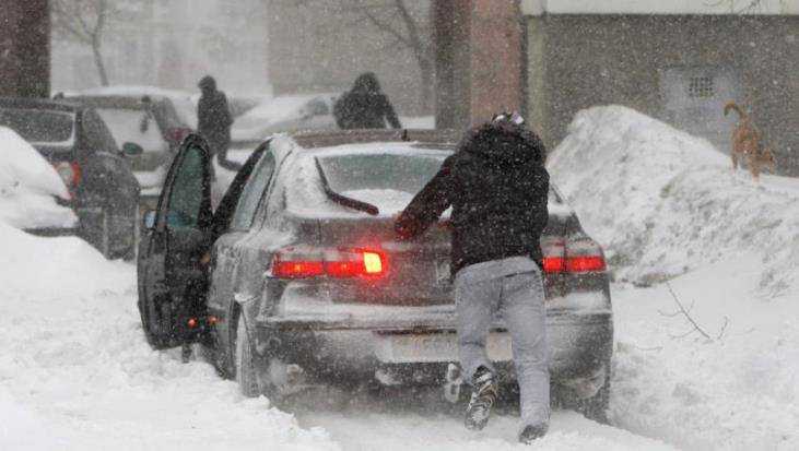 Во Мглине чиновники «забыли» об уборке снега на дорогах