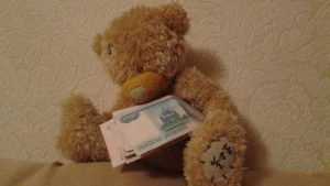 В Брянске сотрудницу «Домашних денег» обвинили в краже 440 тысяч