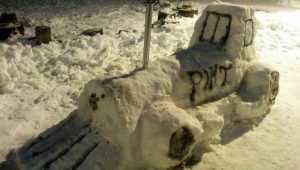 В Брянске провели парад снеговиков в парке железнодорожников