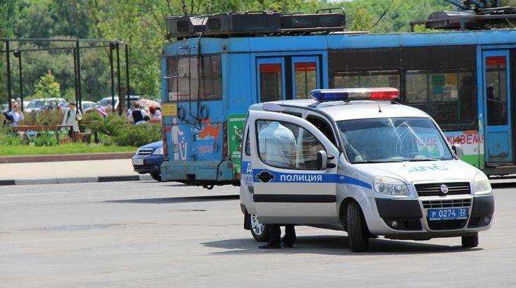 В Брянске на Советской  улице столкнулись маршрутка №49 и Mercedes