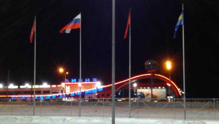 Автоматчики оцепили гипермаркет «Линия» в Брянске