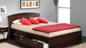 Преимущества двуспальных кроватей с выдвижными ящиками