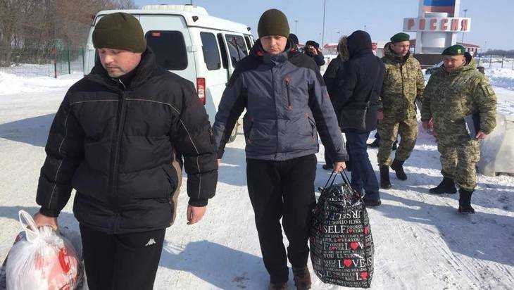 Задержанных в Брянской области пограничников передали Украине