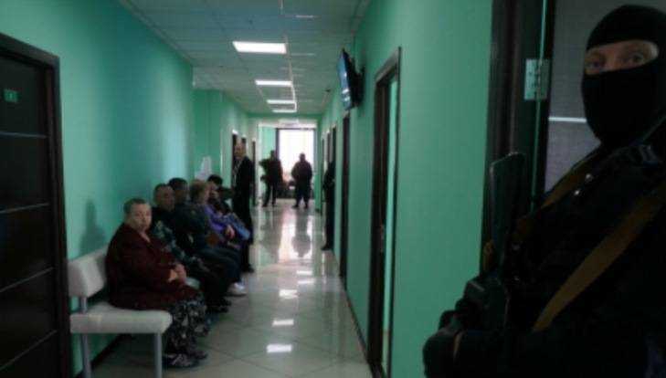 В Брянске задержаны главврач Куприянов и сотрудник клиники «Мед-Лайф»