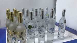 Брянское УФСБ и полиция изъяли у нелегалов алкоголя на 9655120 рублей