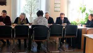 Группа сонных брянских депутатов поразила избирателя