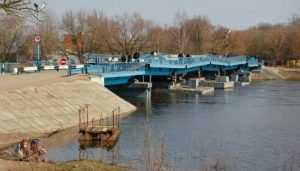 В Брянске из-за паводка понтонный мост через Десну закроют с 9 апреля