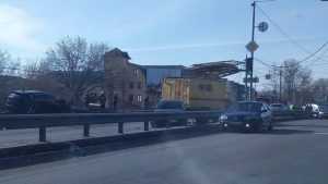 В Брянске в районе набережной из-за аварии остановились троллейбусы