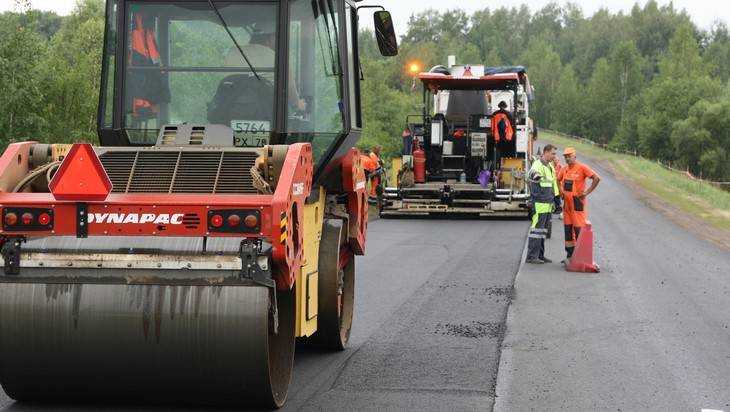 В Климовском районе начали ремонт дороги Чуровичи – Раковка