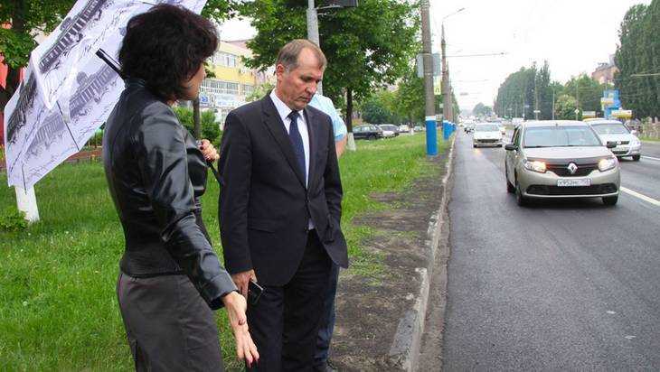 Мэр Брянска Макаров проверил ремонт дорог на Московском проспекте