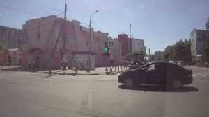 В Брянске сняли видео о торопыге на «Фольксвагене»