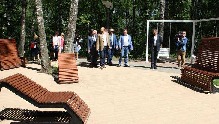 Депутаты брянской думы оценили микрорайон «Мегаполис-Парк»