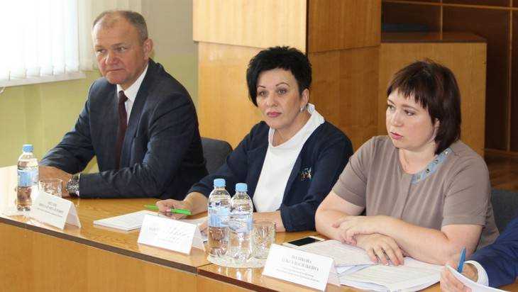 В Брянске депутат Миронова обсудила с профсоюзами пенсионную реформу