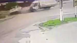 Появилось видео невероятного ДТП в Жуковке, где погиб водитель
