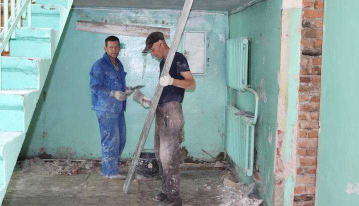 В Клинцовской больнице начали ремонт отделения травматологии
