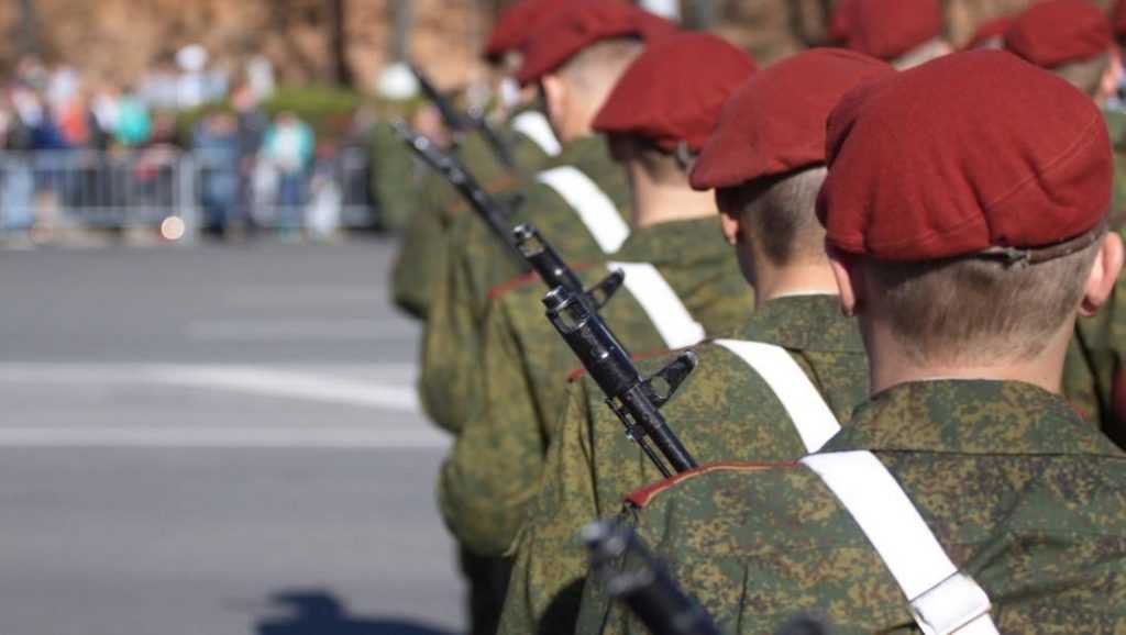 Студентам в России присвоят военное звание без призыва в армию