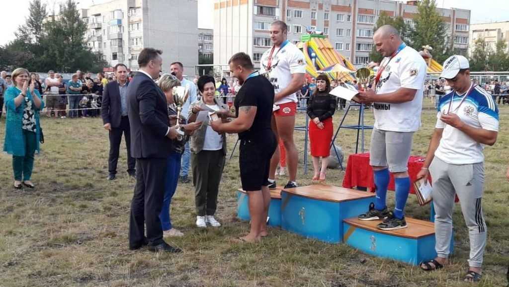 В Брянской области прошло спортивное шоу «Силовой экстрим – Богатыри Брянщины»