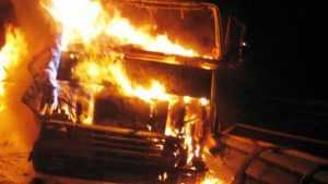 В Советском районе Брянска ночью сгорел грузовик