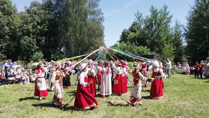 В Брянске праздник «Яблочный спас» отметят обрядовым фестивалем