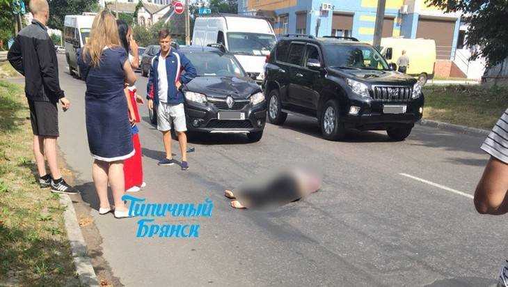 В Брянске на улице Фокина иномарка сбила подростка