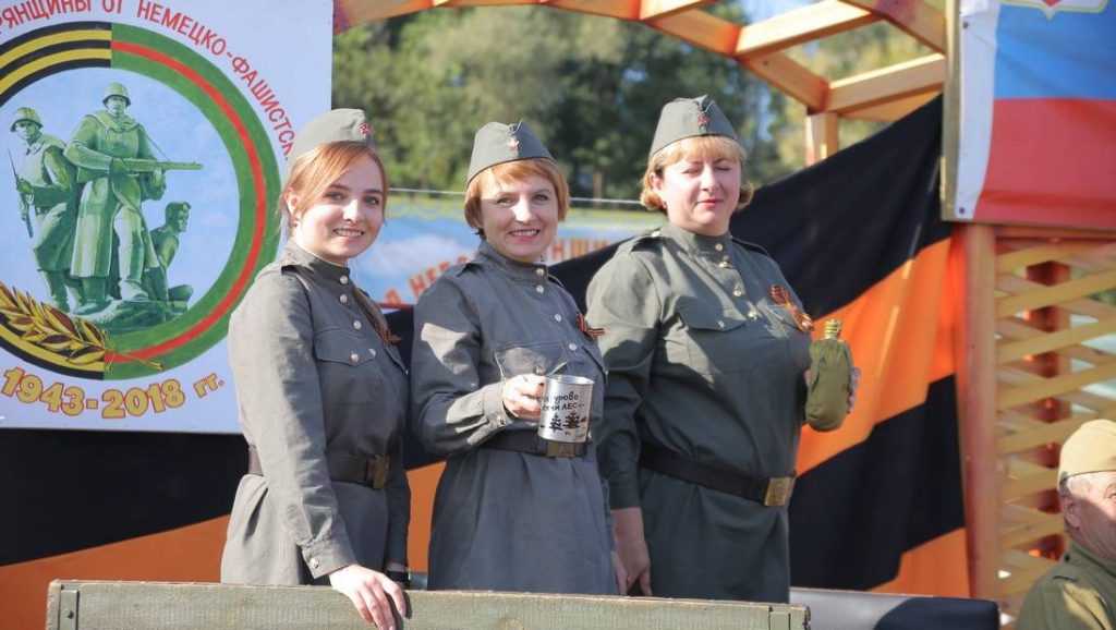 На Свенской ярмарке подворья посвятили 75-летию освобождения Брянщины