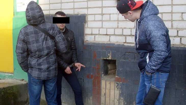 В Клинцах осудили банду торговцев синтетическими наркотиками