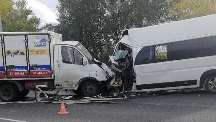 В страшном ДТП погиб молодой брянский водитель
