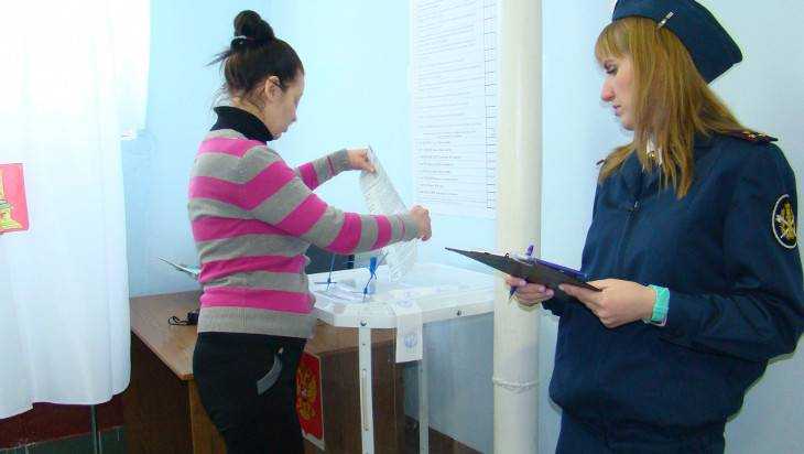 На брянских избирательных участках нашли недостатки